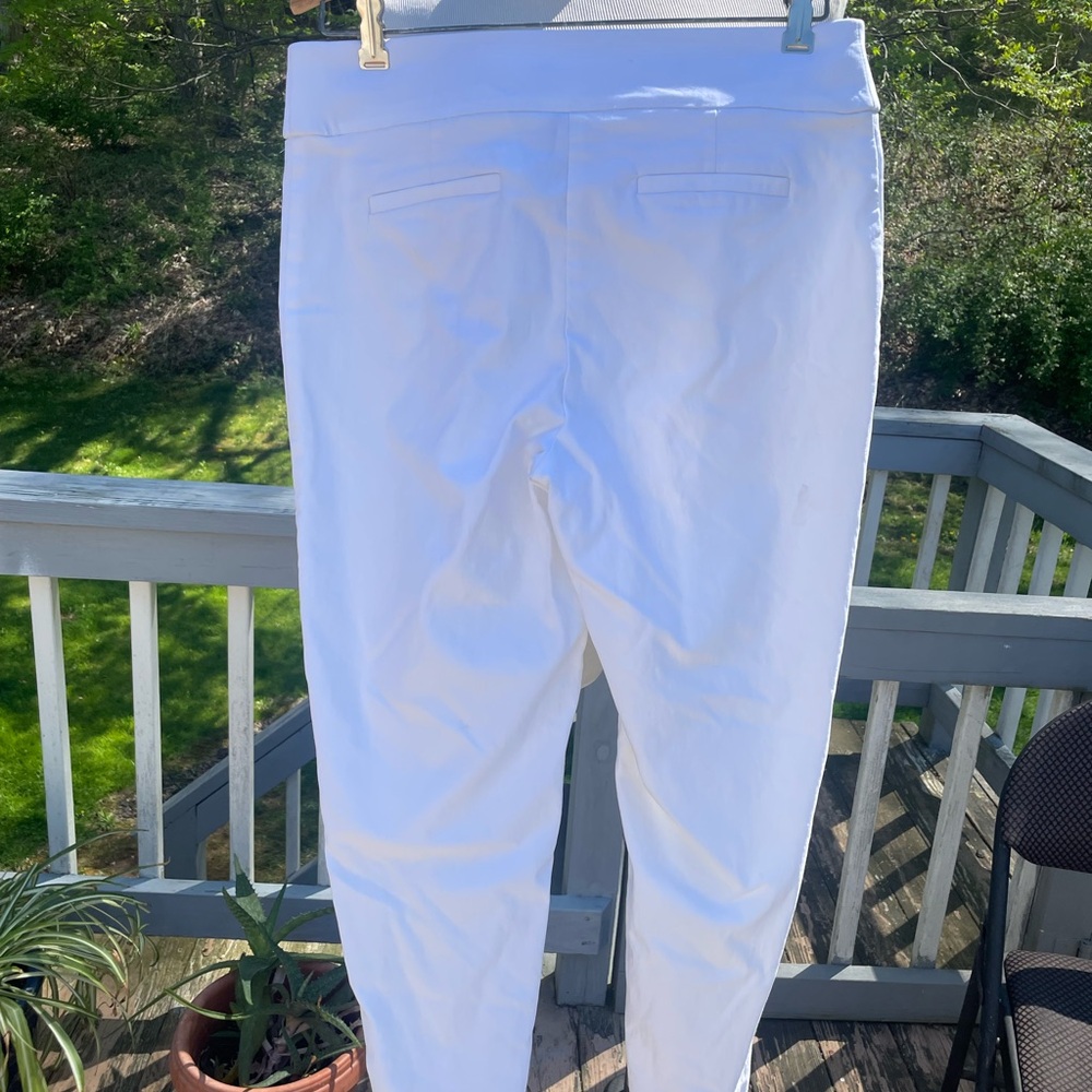 White Apt 9 Women's stretchy pants 12 - Picture 2 of 4